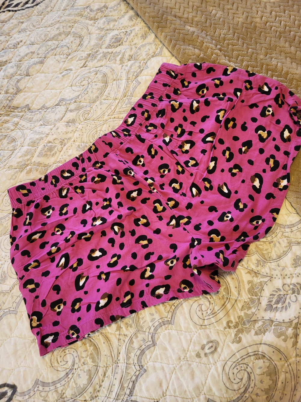Dreamy Hearts & Leopard Women's Sleep Shorts - Pink & Fuchsia - Picture 8 of 11